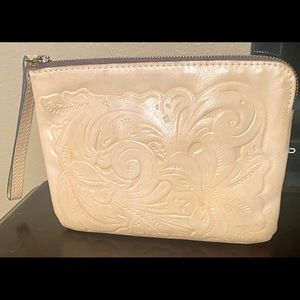 Patricia Nash Cassini tooled leather wristlet- cream color